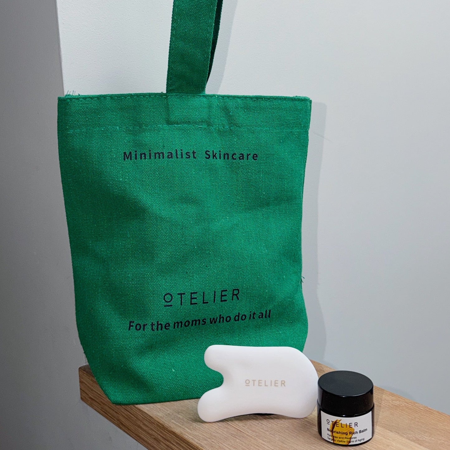 Mother's Day Gift Set (Free with $150 Purchase)